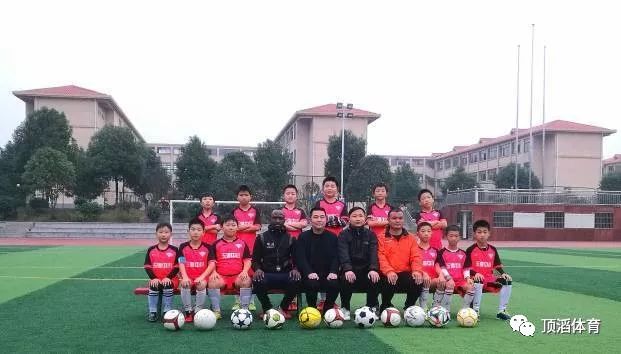 2020-2021足坛大事回顾,预测足坛未来十年的事件