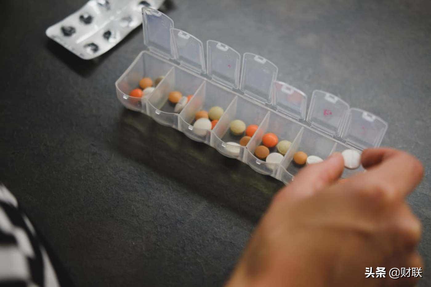 国家保健品伟哥多少钱一盒,国家第三批药品采购伟哥价格