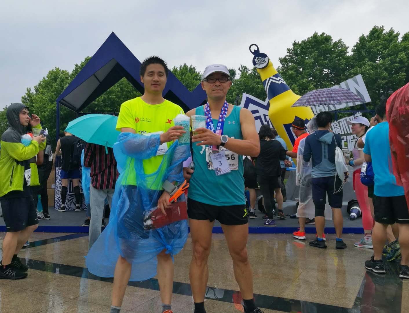 啤酒跑步赛,啤酒泡沫挑战赛