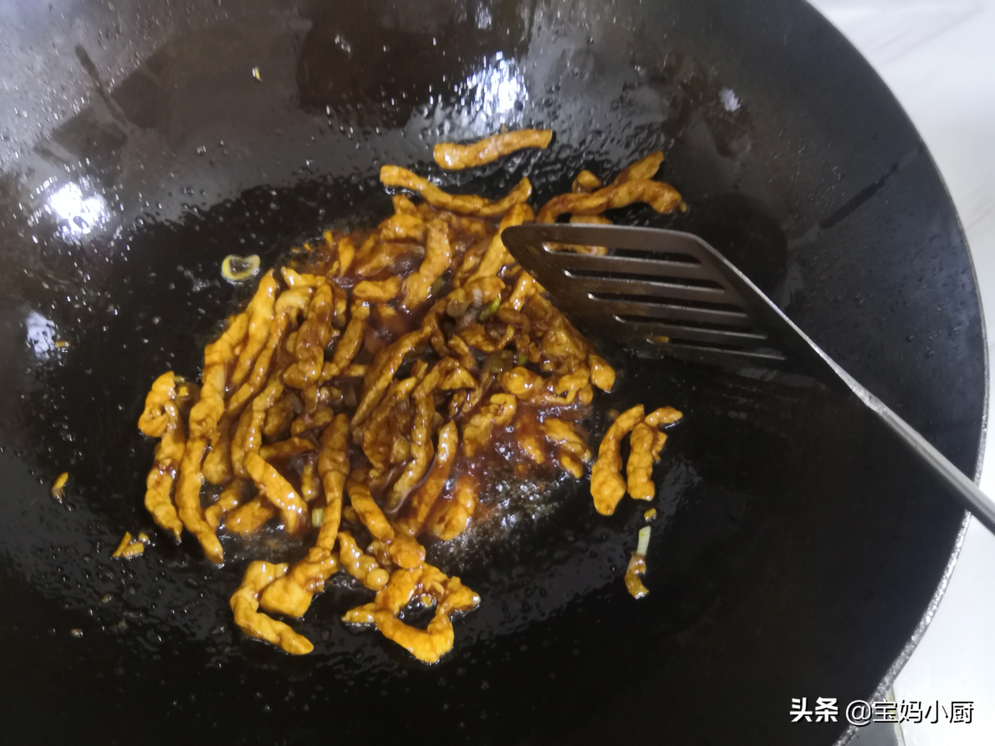 天热常吃这个菜清淡爽滑还特下饭,天热了吃这几道菜真是爽口