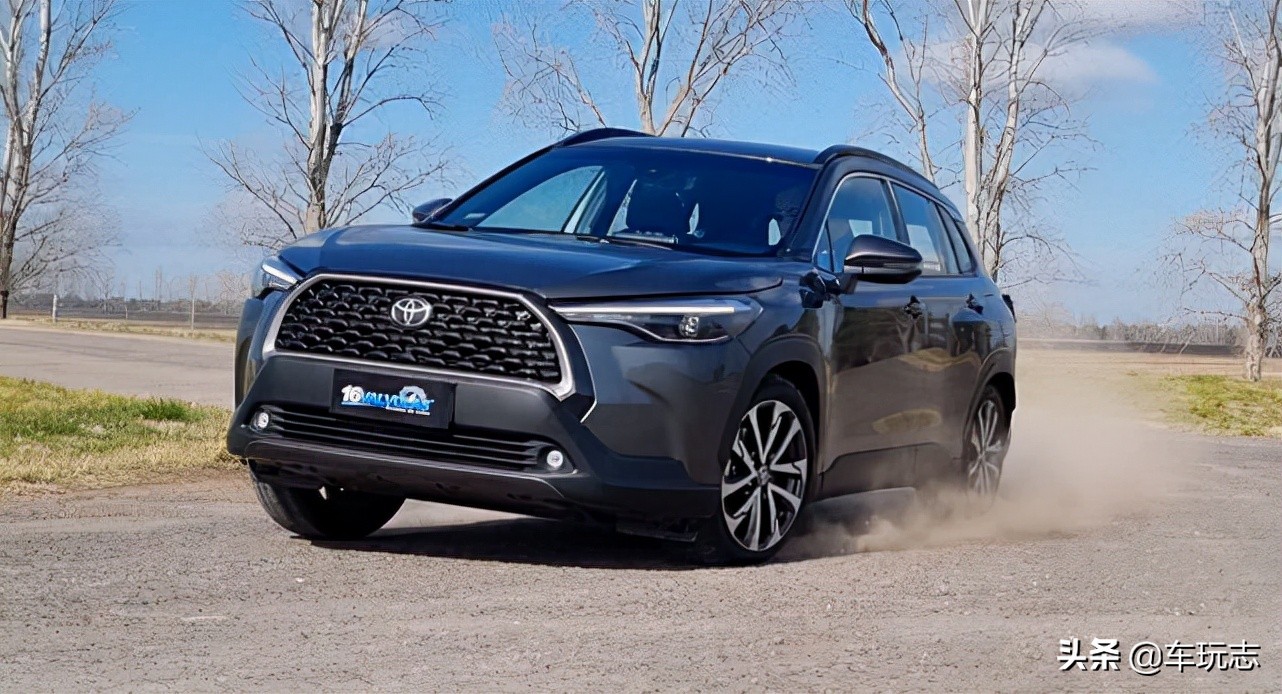 丰田卡罗拉cross实车定位高于c-hr,2020款丰田卡罗拉cross版展示