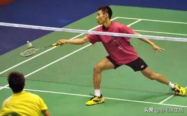 怎么学会羽毛球的花式打法,羽毛球网前小球打法技巧