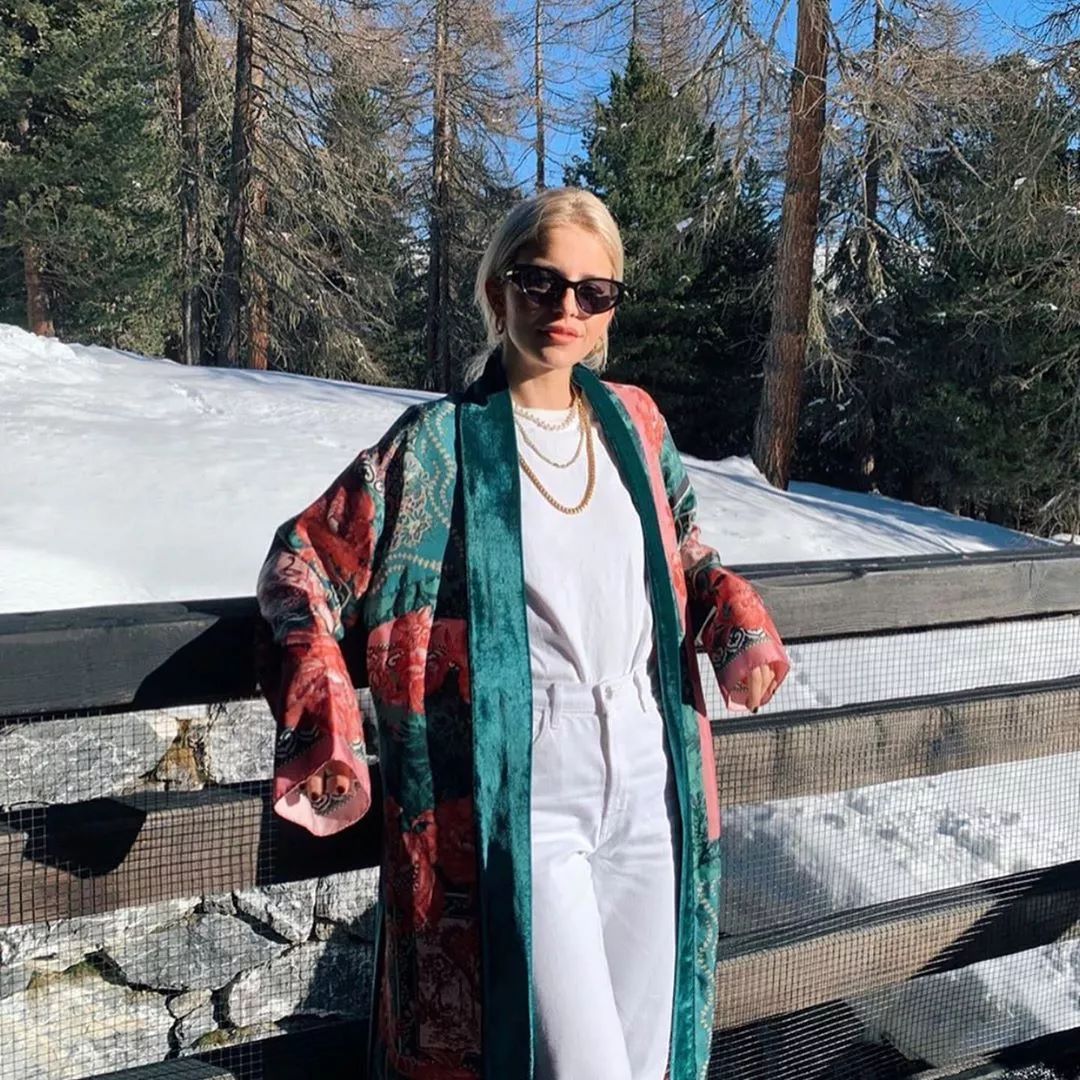 即使不出门也要穿出睡衣的别致,穿睡衣成了一种时尚