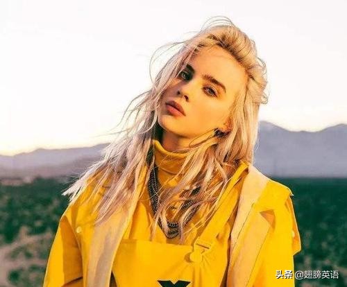 比莉献唱007主题曲NoTimeToDie鉴赏