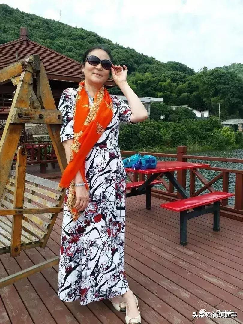 涓浗澶у澶栧嚭鏃呮父鎷嶇収鍔ㄤ綔鍚堥泦,澶у鏃呮父濮垮娍