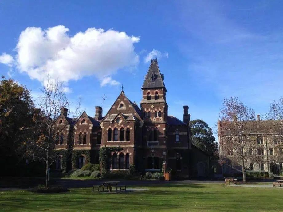 泰国留学住宿最好的地方,泰国留学曼谷大学住宿