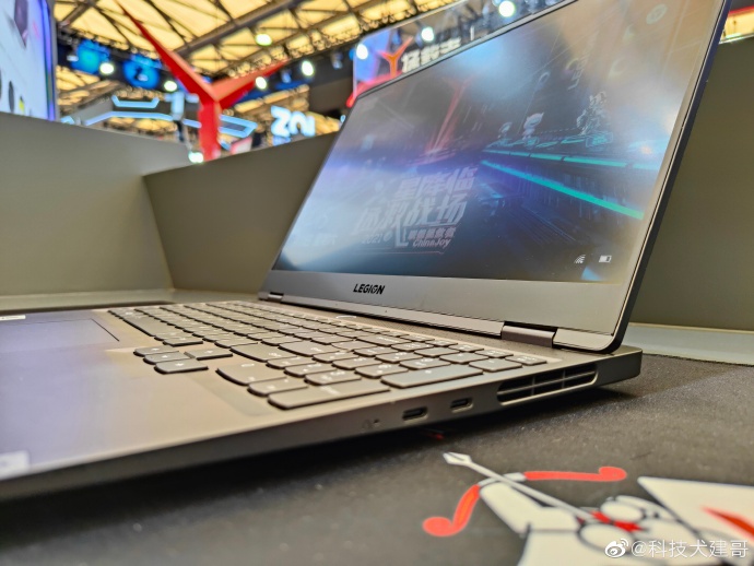 科技犬推荐笔记本电脑,rog和拯救者游戏本对比