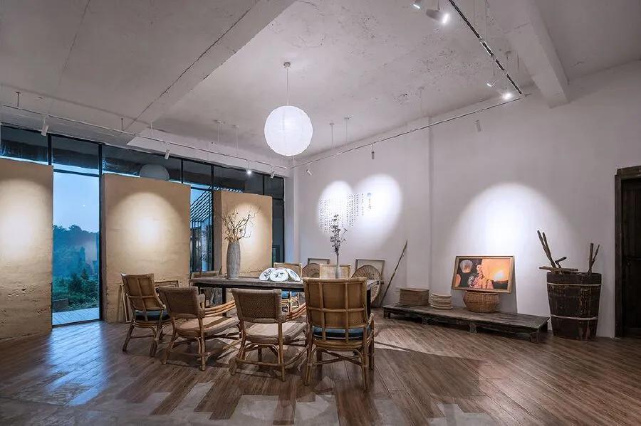 吹过「民宿」的晚风,许你一场野奢山村的美梦