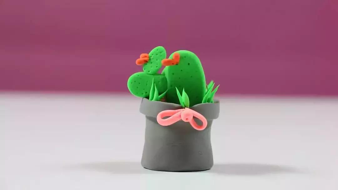 圆形手工制作仙人掌创意废物利用,硬卡纸仙人掌手工制作大全