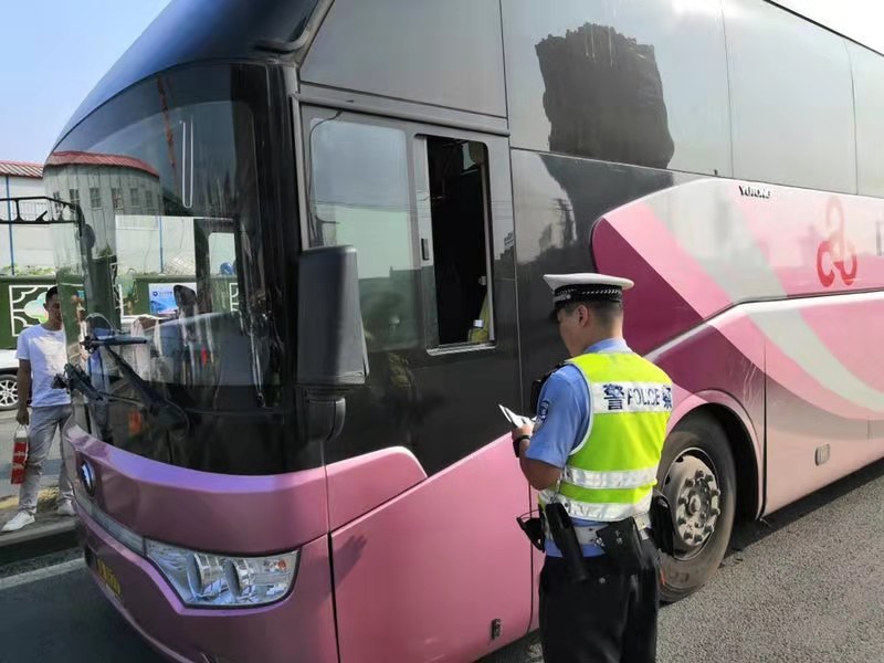 中秋小长假全国道路交通形势平稳,春节假期社会治安大局总体平稳