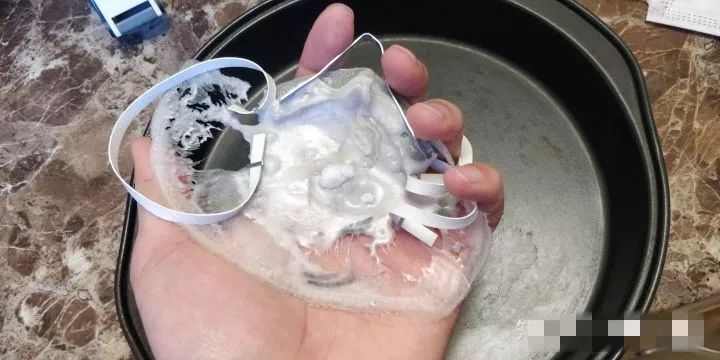 防疫小贴士口罩,n95口罩重复利用的坏处