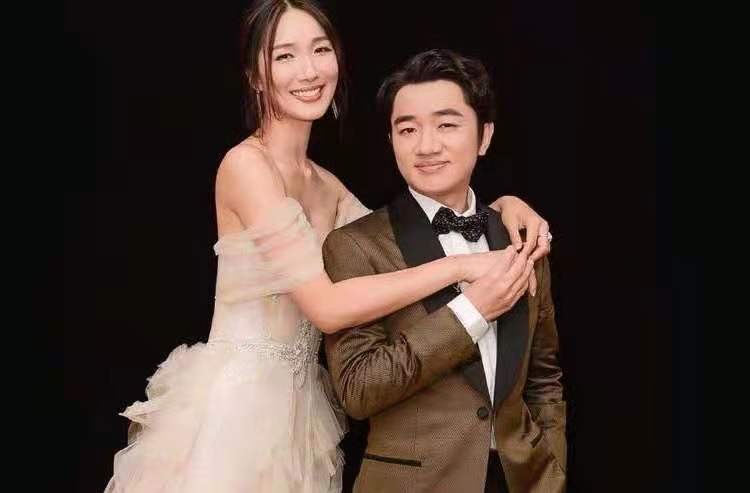 王祖蓝究竟有多高,费尽心思追到白富美