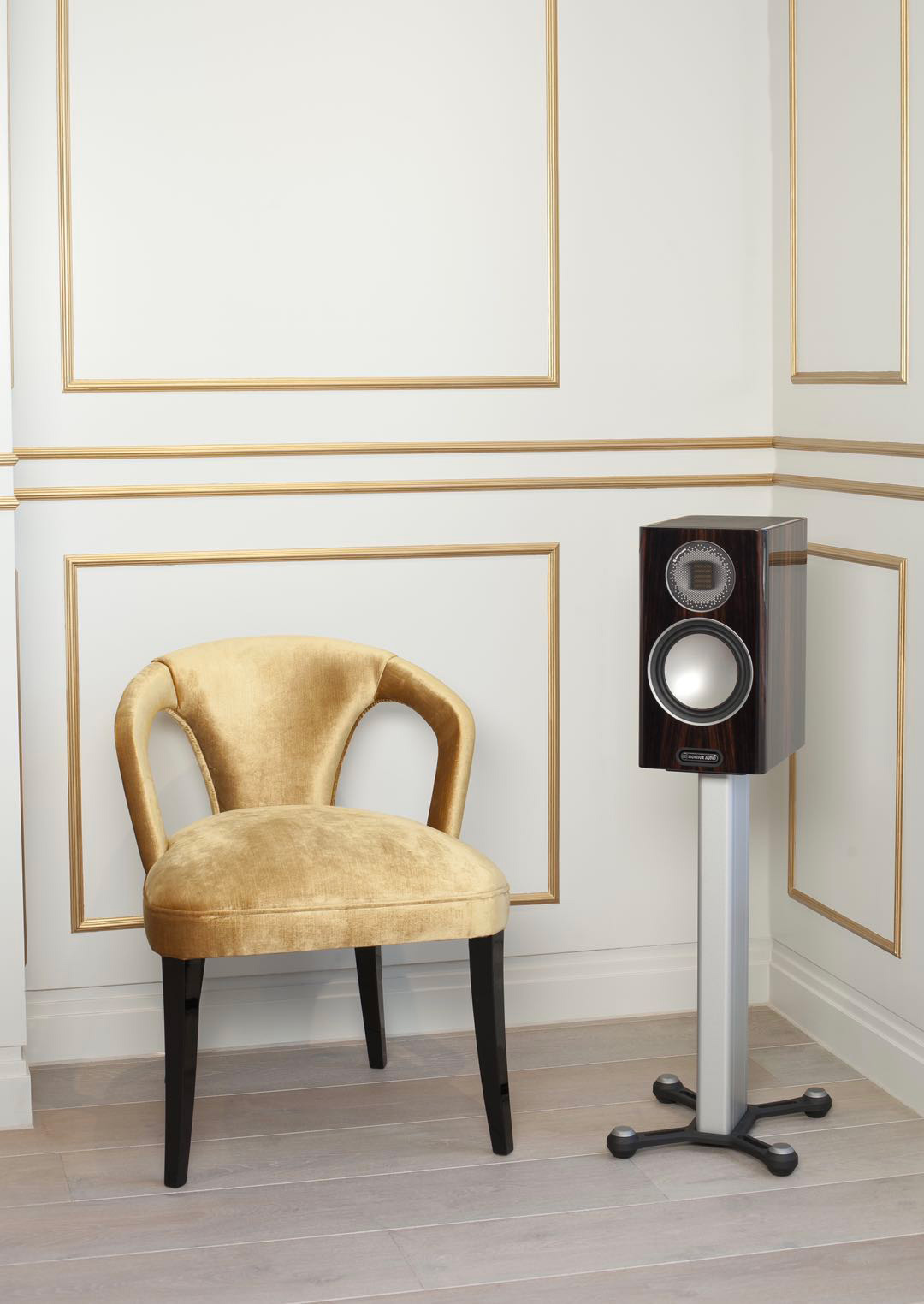 猛牌Gold100书架箱搭配乐圣里海三件套组Hi-Fi是什么感觉?