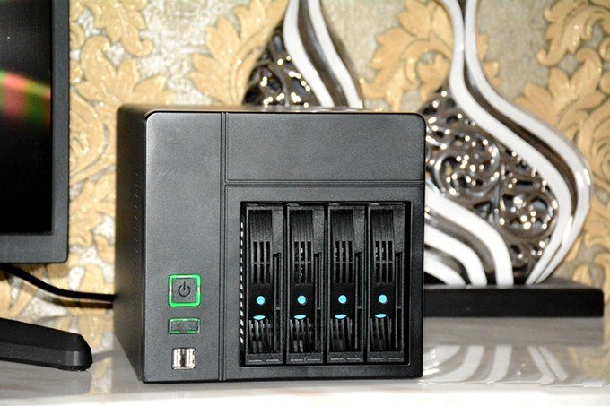 如何自己搭建云家庭nas,家里是搭建nas还是买成品nas