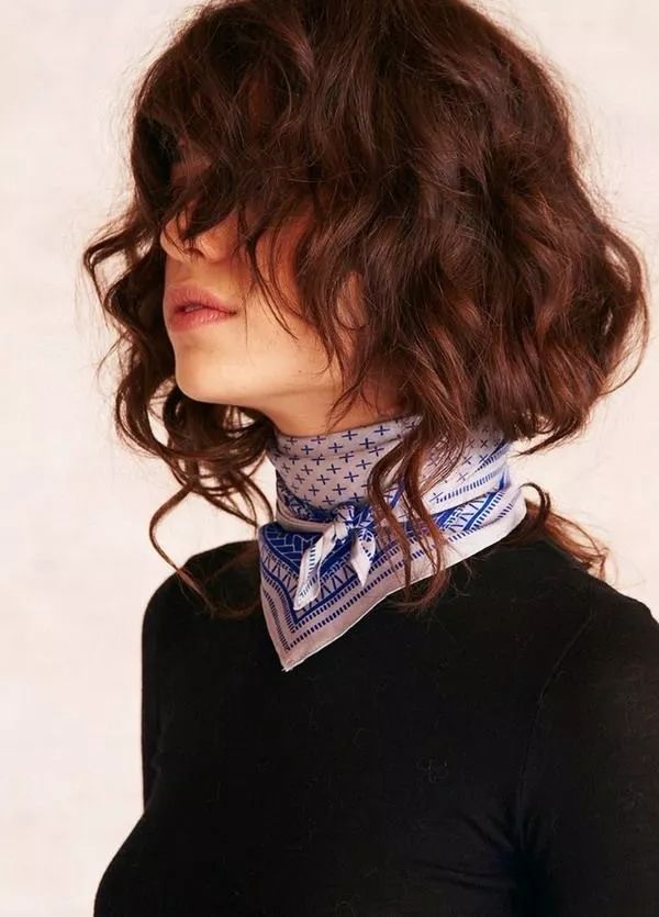 保暖又柔和的围巾系法很有气质哦,围巾保暖时尚的系法