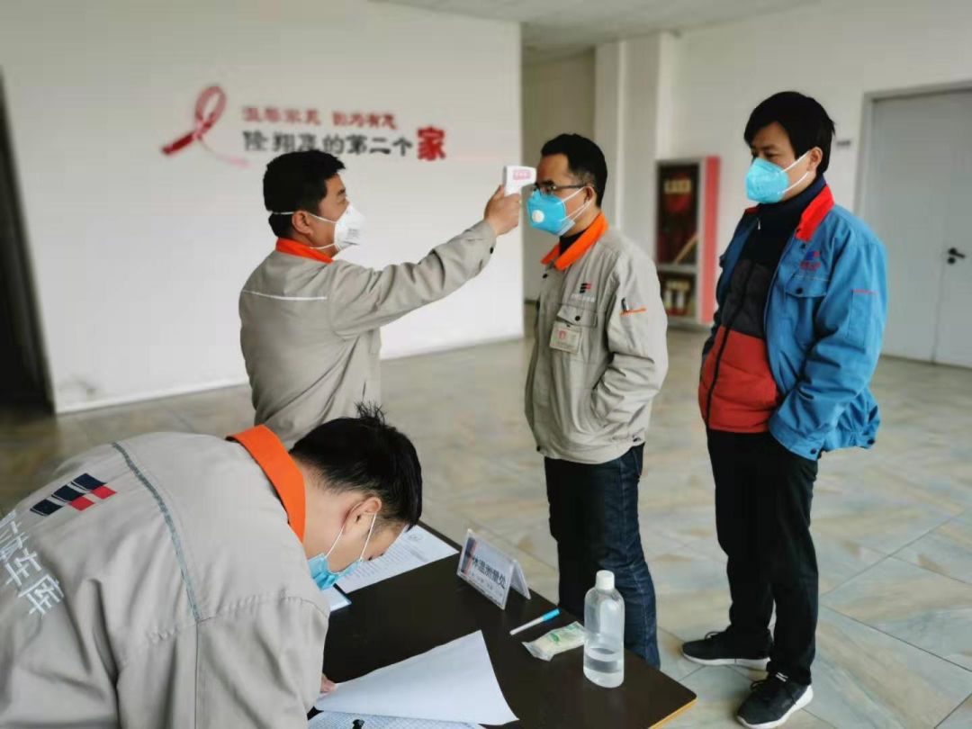 隆翔云库:共克时难,冲锋在前,众志成城,抗击疫情