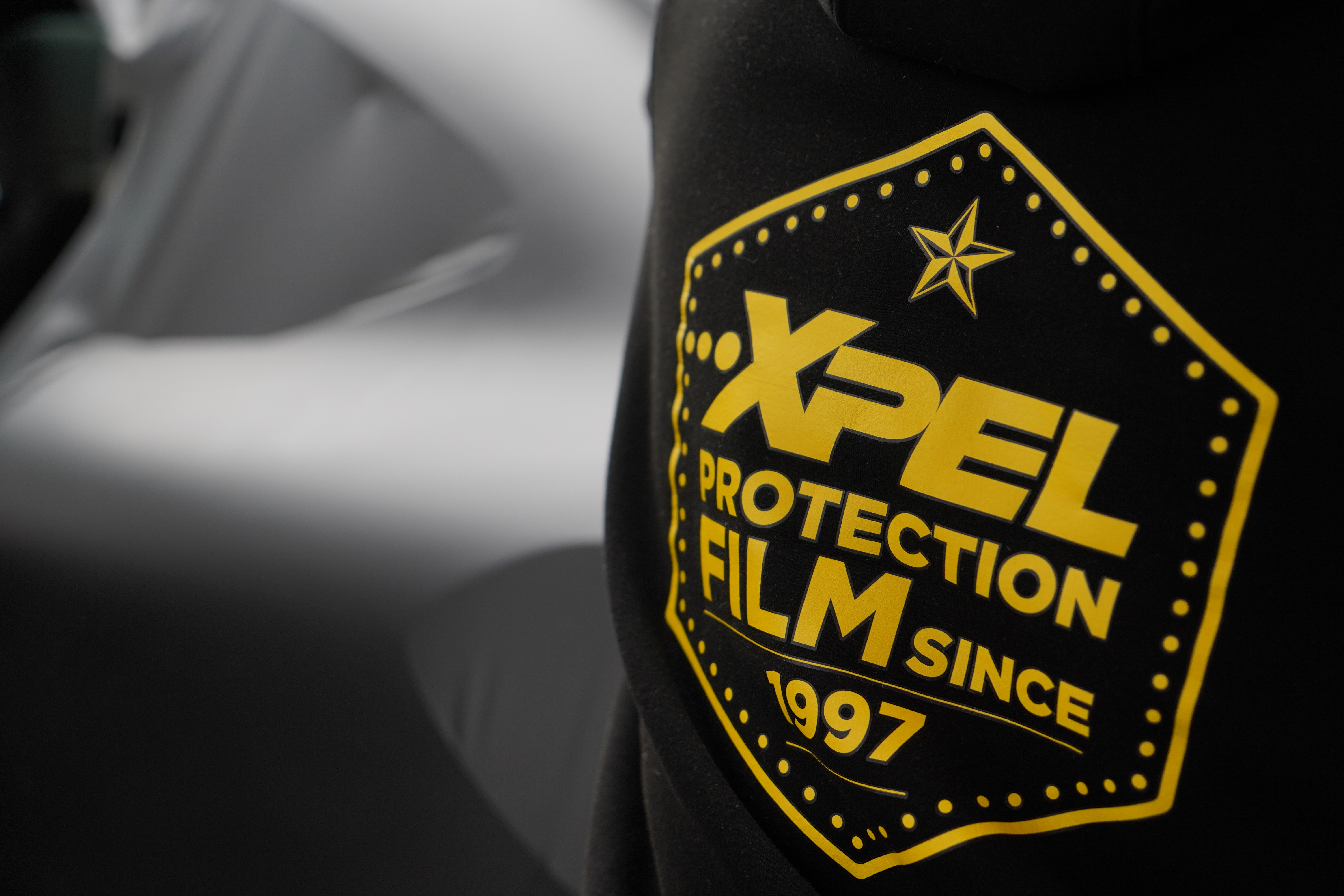 奔驰gle43改磨砂黑,18款奔驰gle43改装外观