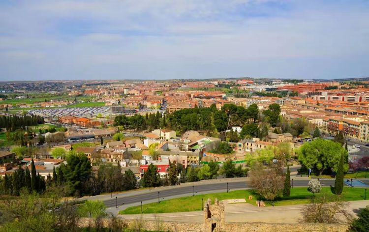 葡萄牙和西班牙怎么样,西班牙与葡萄牙边境风景