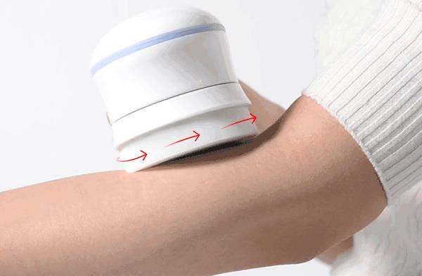 背部搓澡的方法,一个人搓澡怎么搓到后背