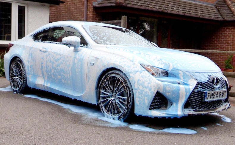 珍珠白原车漆怎么养护,珍珠白的车漆要怎么补救