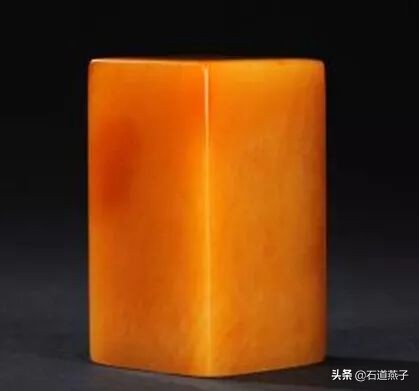 天价田黄石拍出史上最贵价格,田黄石每克3万真假田黄