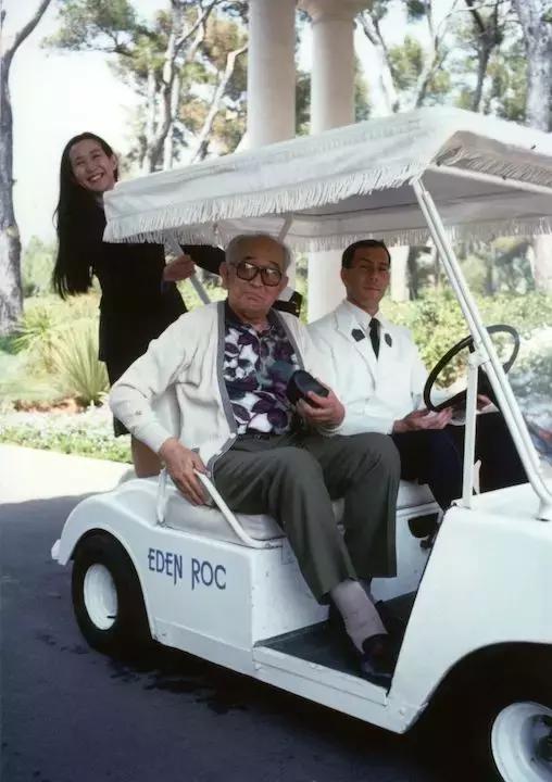 世人说我的爸爸是神，但他就是个普通人