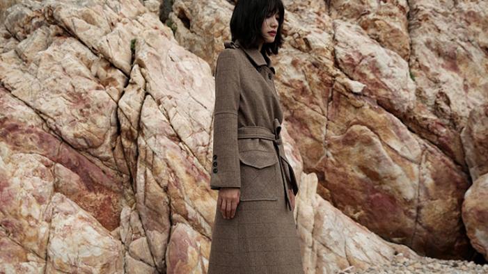 男生风衣挑选技巧,高个子女生怎么挑选风衣