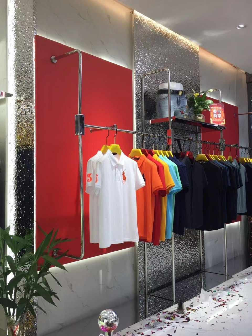 保罗国际服装品牌,保罗国际官方旗舰店