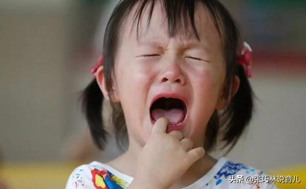 4岁宝宝嘴里难闻吃什么,8岁孩子嘴里很大一股腐臭味道