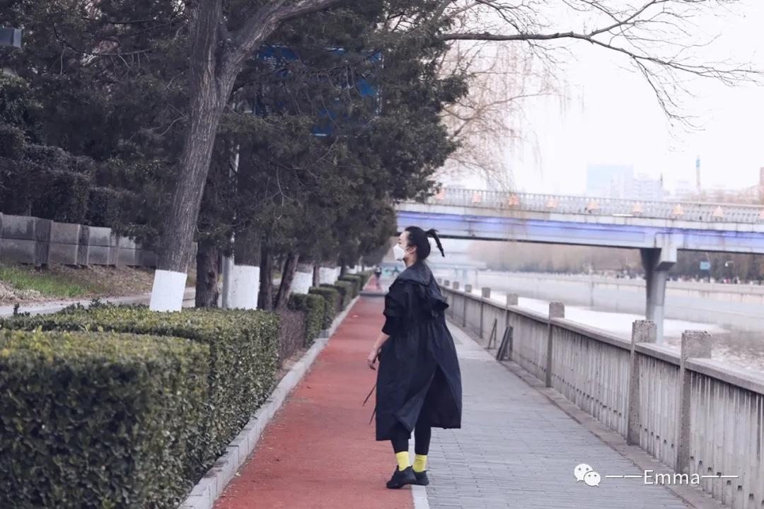 口罩下的生活既平常又特殊,口罩下的生活状况