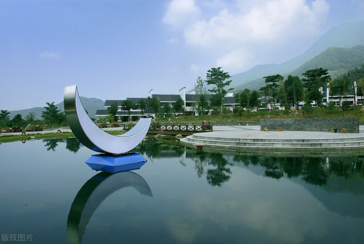 从旅游的角度看中国最美十大名山,国内旅游最值得去的名山