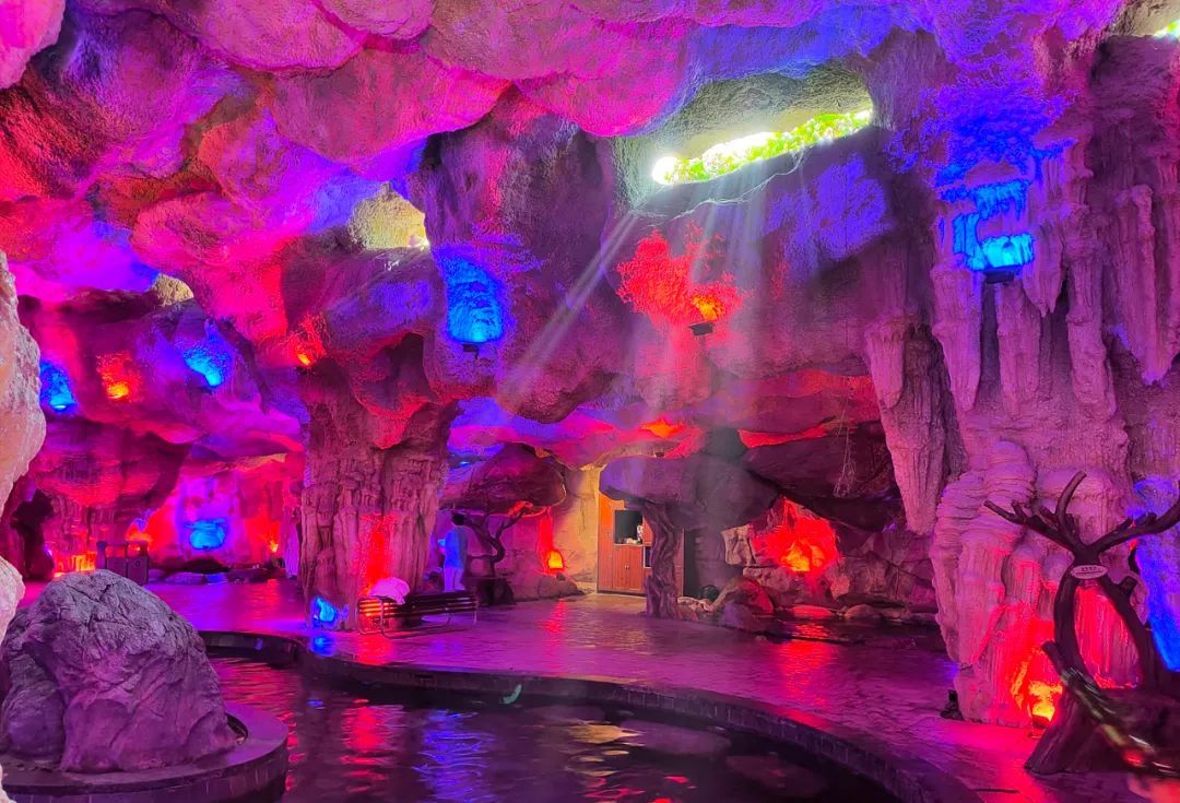 最新广州亲子游两日一夜温泉酒店,广州白水寨泡温泉酒店