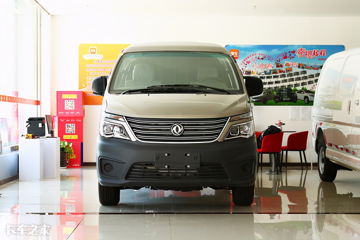 开着风行菱智去旅行,东风风行菱智v3货车版多少钱