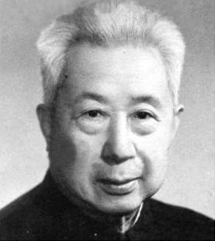 中国首艘万吨巨轮赴日途中沉没，日媒咬定被鱼雷击沉，真相如何？