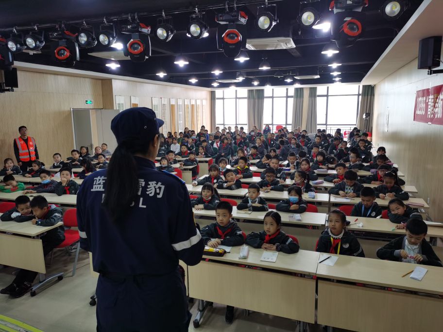 童心小学两江新区,两江新区童心小学开学