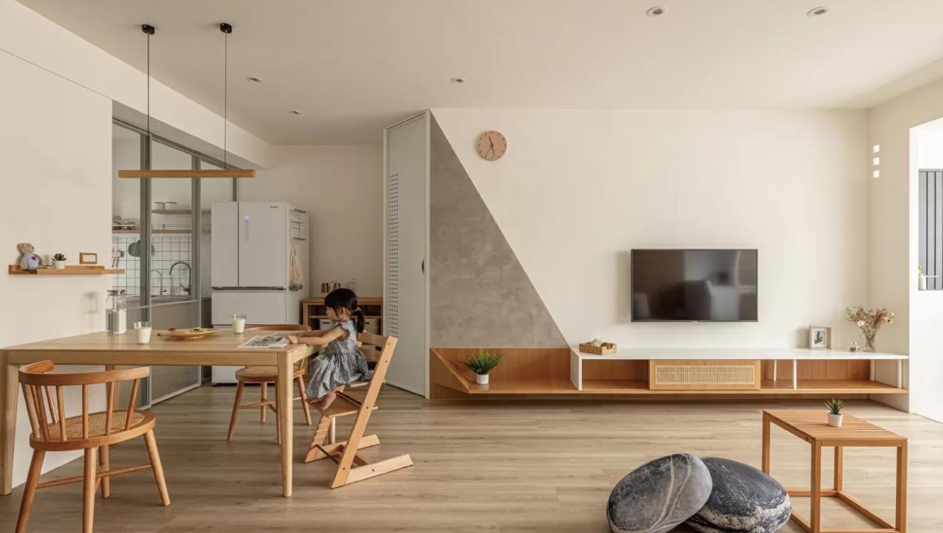 奶油原木风房间高级感配色,以原木为基调的奶油色日式温暖家