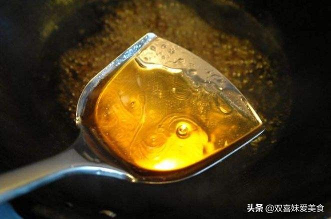 拔丝地瓜怎么做好吃不用油,拔丝地瓜又香又酥又脆