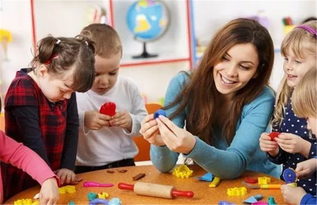 孩子犯错如何教育家长视频,孩子犯错该如何惩罚