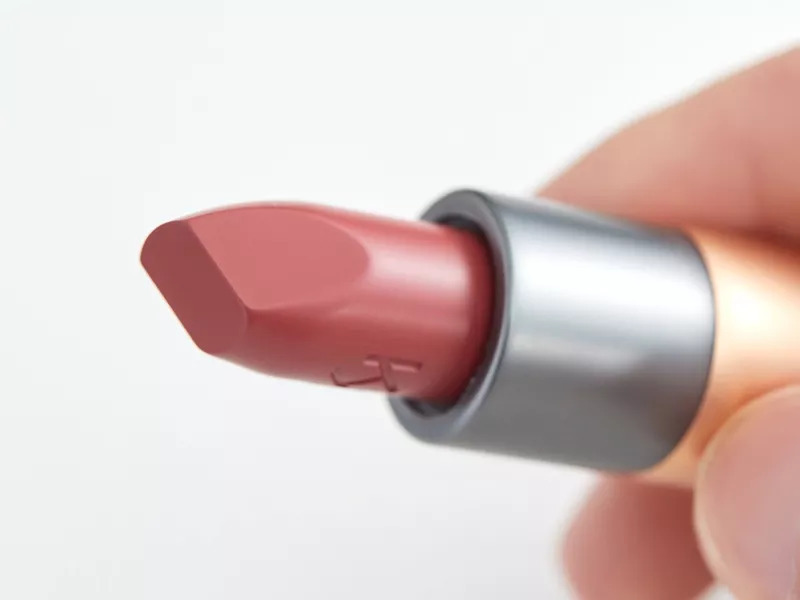 打啵啵都不会掉的口红大牌,打啵不沾的口红平价