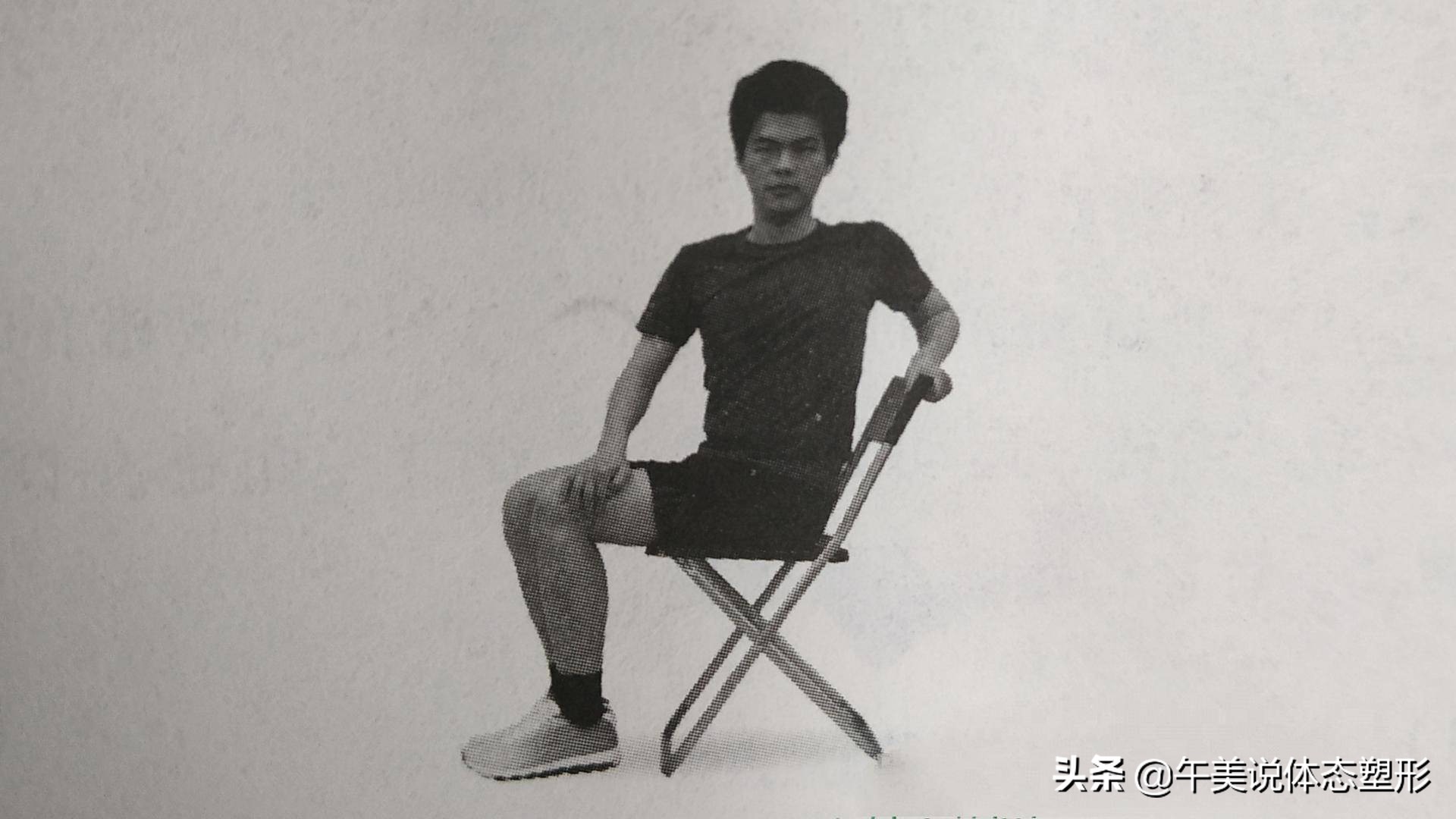 久坐腰累怎么缓解,久坐浑身僵硬酸痛15分钟操