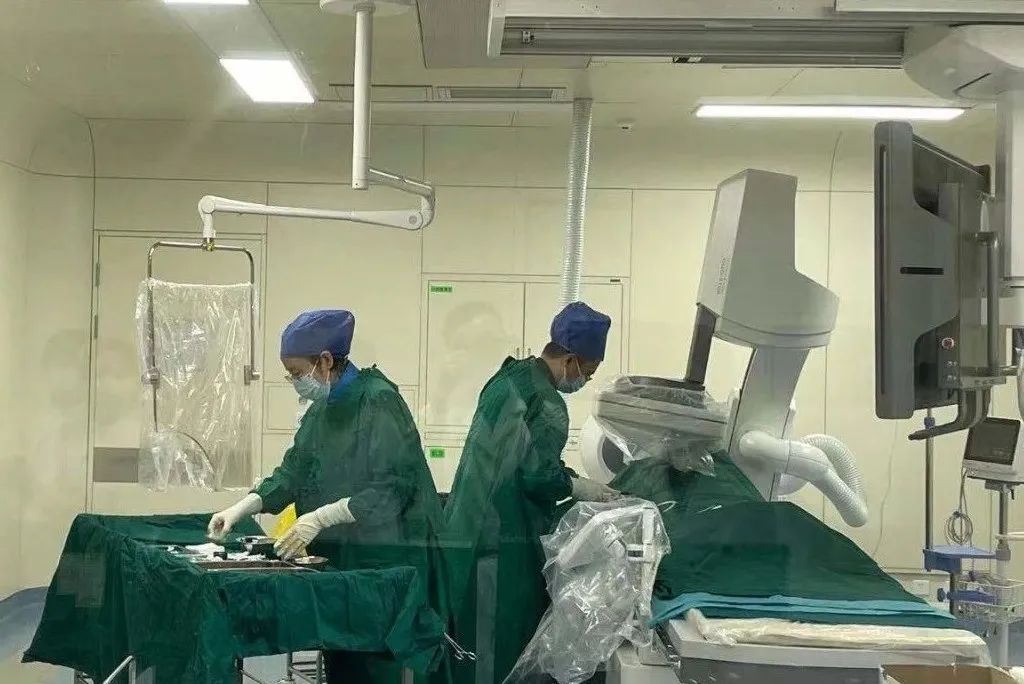 dsa食管狭窄球囊扩张术,经皮静脉超声引导下球囊扩张术