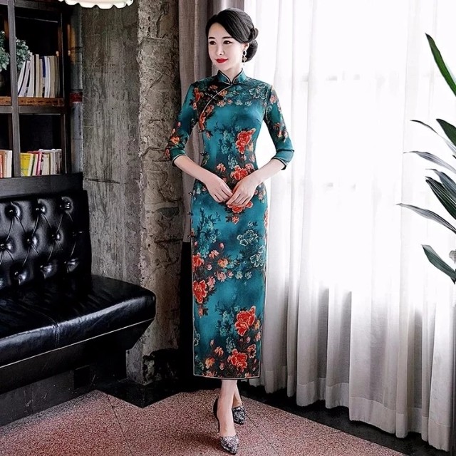 中国穿旗袍最美的女人,穿旗袍怎么坐姿势最美