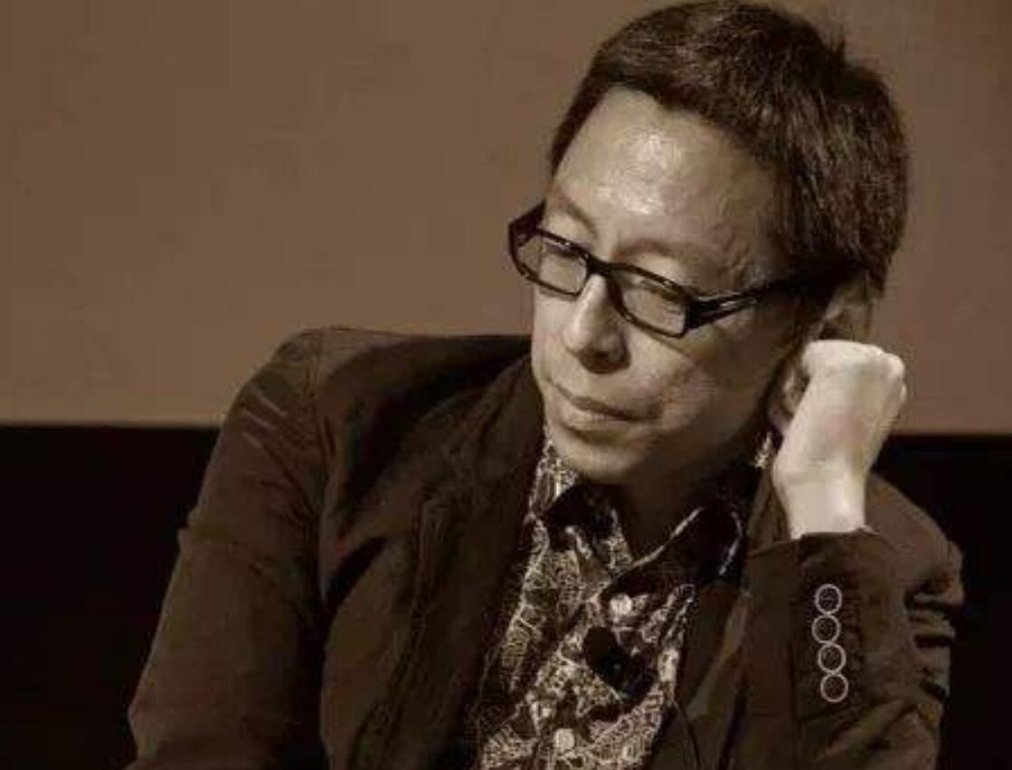 搜狐现在靠什么盈利,搜狐衰落的原因