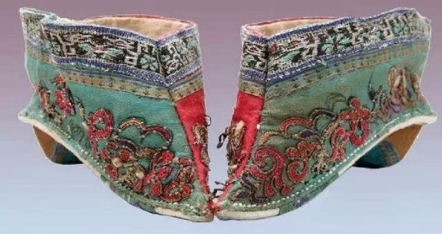 外地绣花鞋,古城绣花鞋