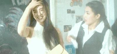 洗完头怎么吹头发柔顺,洗完头发后吹头发会蓬松吗