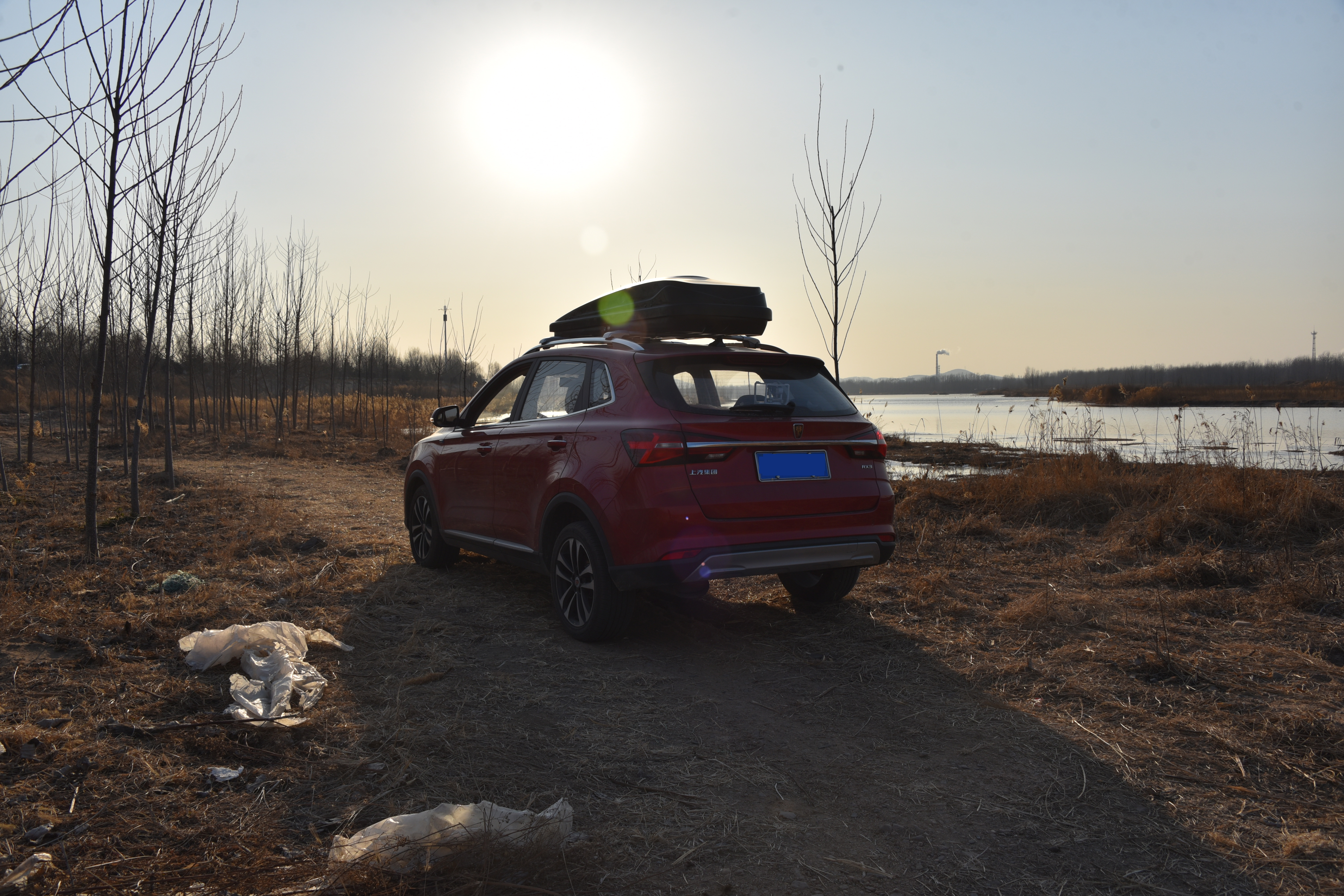 车顶行李箱真实使用感受,买车顶行李箱应注意什么