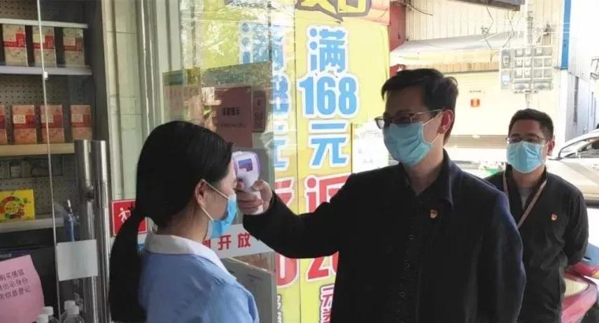 党群一心抗击疫情句子,党群同心防疫工作