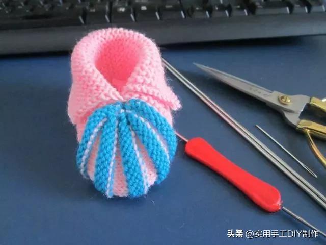 针织小孩鞋子花边教程,0-1岁婴儿春秋毛线鞋编织大全