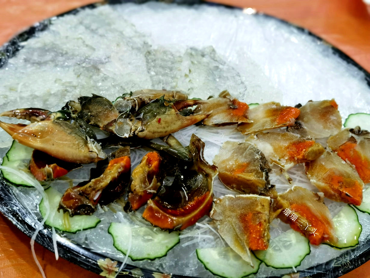 潮州品尝“最原始”味的“生腌蟹”，凝胶似的蟹膏，啫喱般的蟹肉