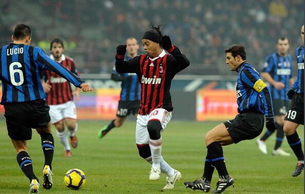 前世界足球先生小罗成为一代“囚”王